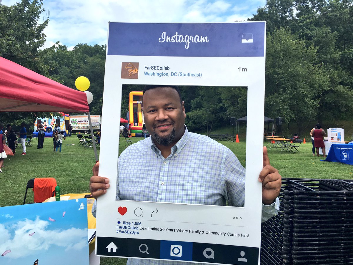 FarSECollab's tweet photo. Thanks to Commissioner @TroyDonte Prestwood for coming by to support! #8A04 is in good hands! #Ward8 #SafeSummer16 https://t.co/3z37Mu5Zzm