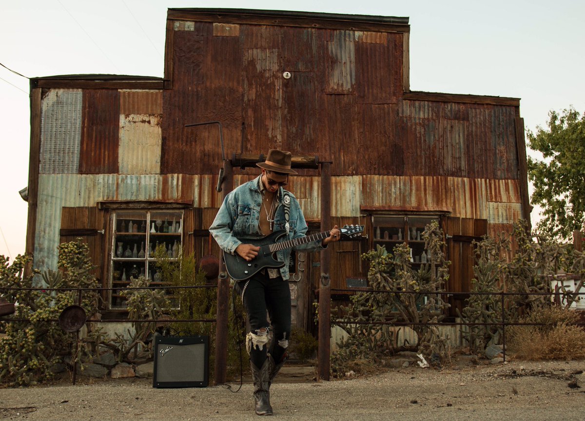 Jaxonoys's tweet photo. #WILDWEST https://t.co/7C04AgoqtK