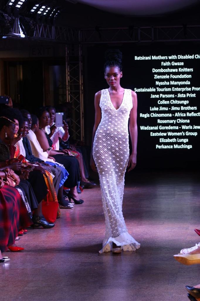 PaperBagAfrica's tweet photo. About last night at the Couture &amp; Culture Zimbabwe with #JohnAblaza. Zim Designers &amp; artisans killing it!! 🔥🔥🔥 https://t.co/vRoAcKU1G7
