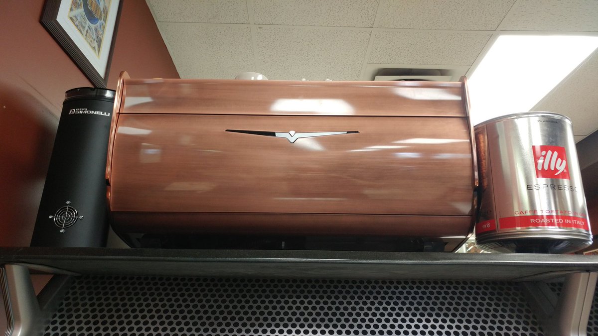 FreeburnAndrew's tweet image. Thanks for delicous sample @illyUSA @ECM_Espresso @victoriaarduino #gravimetric #va388