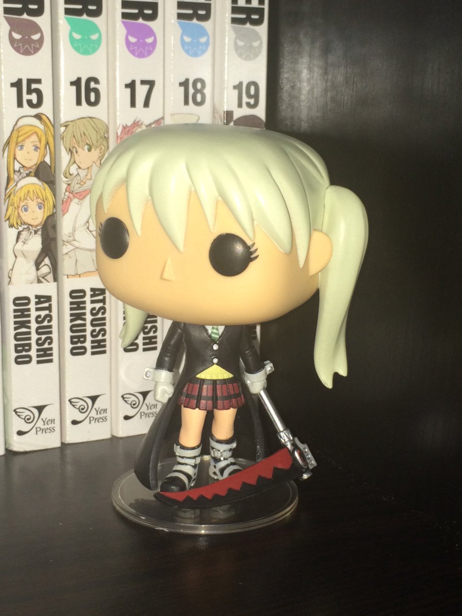 rebel7heartsoul's tweet photo. Look who I got @vicmignogna. One of the many POP figures of your darling Maka! 😄
#AFO2016 #anime #SoulEater #POP https://t.co/Jh2yhc79hd