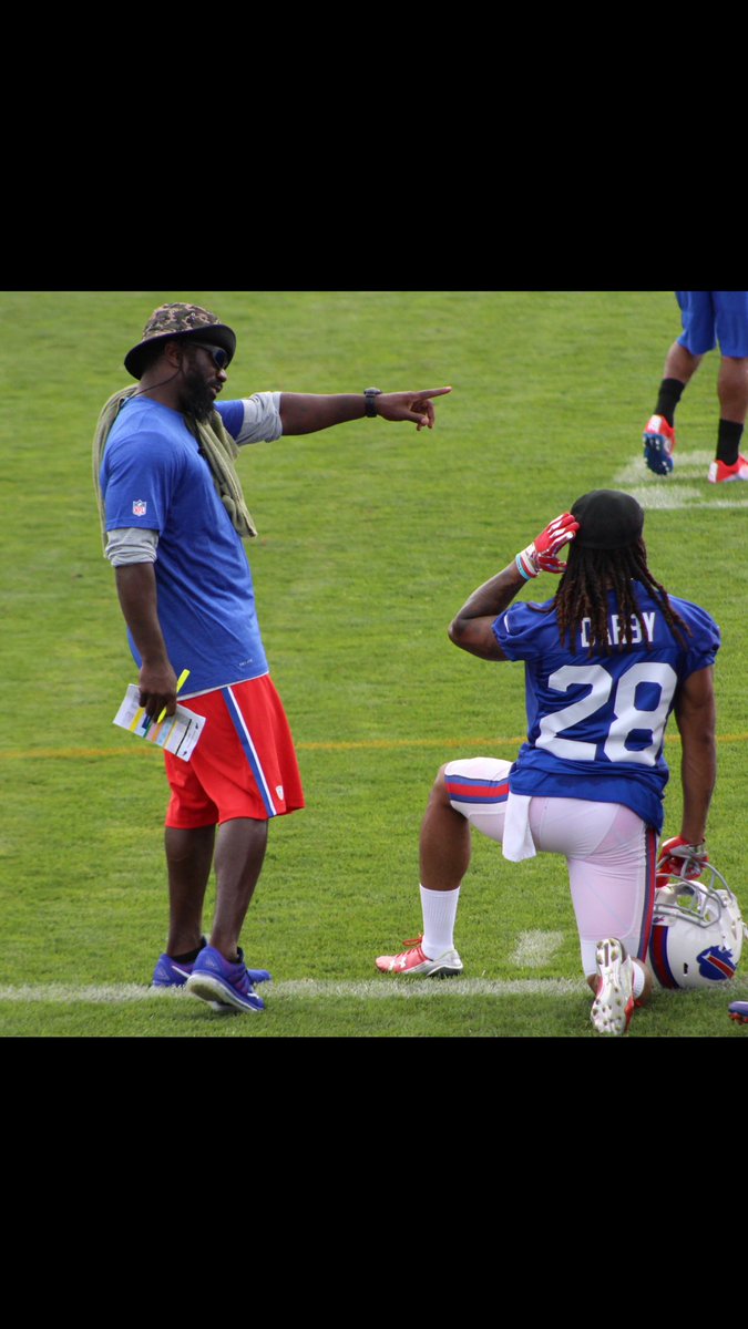 realronalddarby's tweet photo. Legend in my ear everyday #HOF #BallHawk https://t.co/GqIoQdKOGB