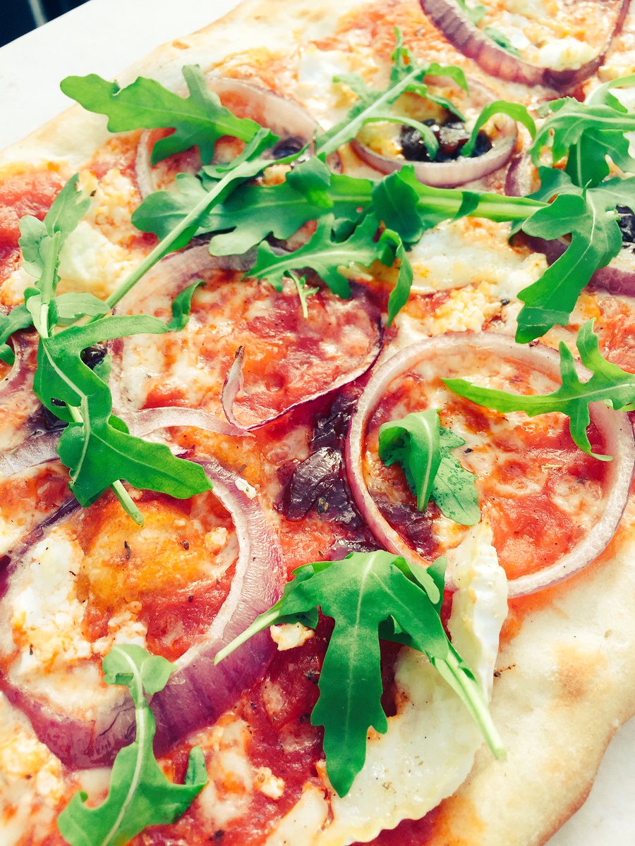 Lovely pizza from Emma and her team <a href="/ThePantryIOW/">The Pantry</a>, thanks and will be back soon