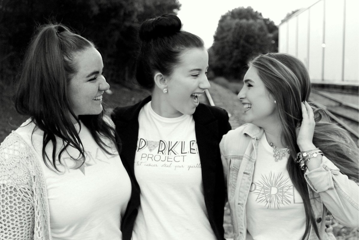 aSparkleProject's tweet photo. The Sparkle Project is wishing you a wonderful weekend full of fun &amp; laughter!

#DontLetCancerStealYourSparkle https://t.co/zjII4BMkkR