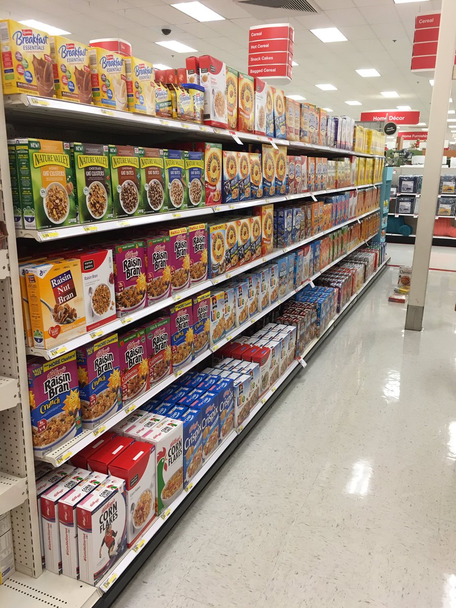 EdwardTGT's tweet photo. Keeping our grocery department zoned and out of dates pulled is all part of our Freshness Friday fun! https://t.co/MJI9LfNc19