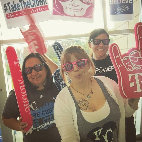 frisitz76's tweet photo. #AskAttJobs does your HR teams know how to have fun and create hype? #BeMagenta #StormICT #ROCKIcT https://t.co/8lRld7gT0f