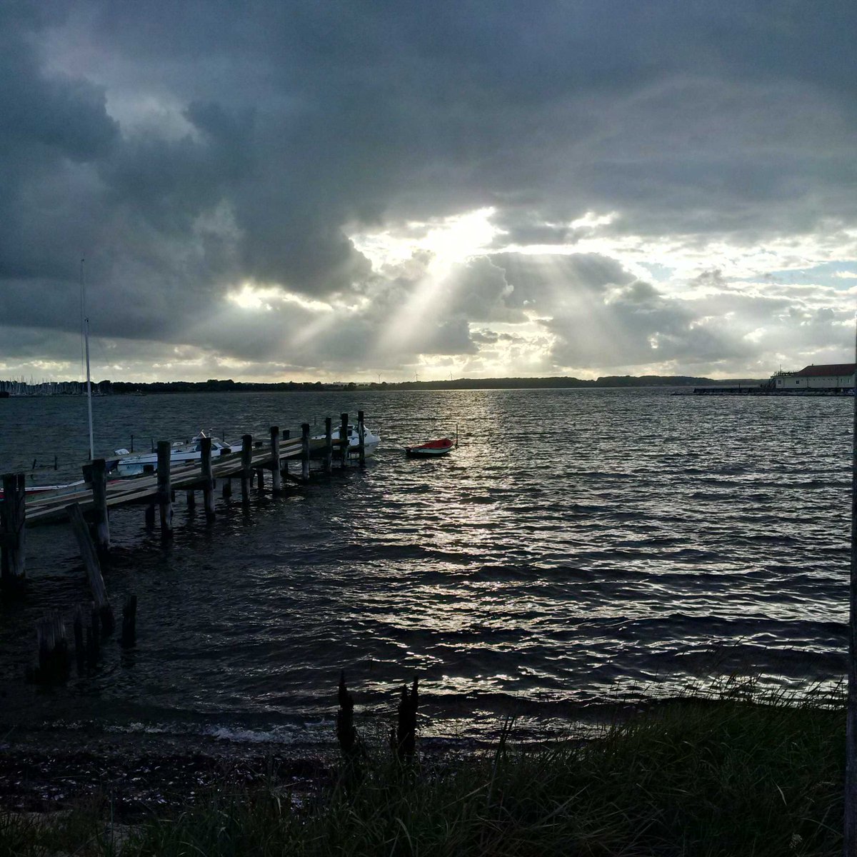 ruediger_scharf's tweet photo. Meine Alternative zu #Wacken 2016 - #Wackerballig #Ostsee #Sonnenuntergang #sunset #Urlaub https://t.co/S3NThJJCLq