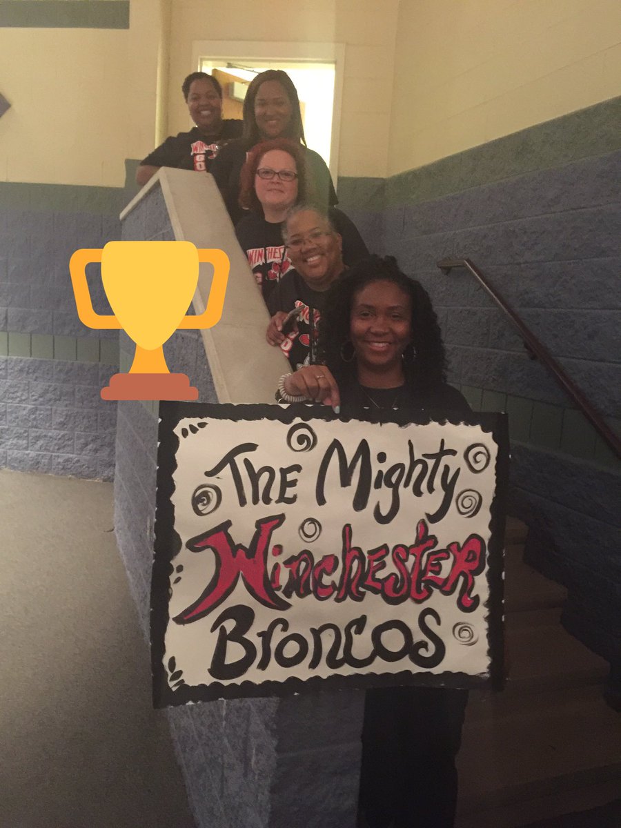 originalgals3's tweet photo. @WinchesterElm #zone8peprally https://t.co/dJKDFpy1Pf