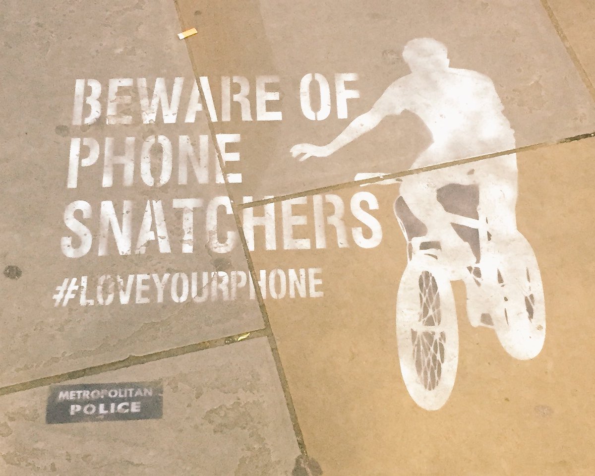 MPSIslington's tweet photo. A reminder to beware of phone snatchers on bikes &amp; mopeds - keep your phone out of your hand on the street #OpVenice https://t.co/R4mo23JB17