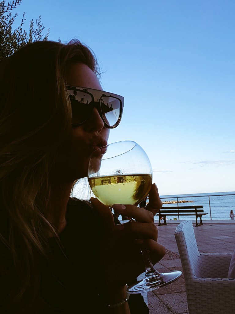 kimfeenstra's tweet image. We love each other....