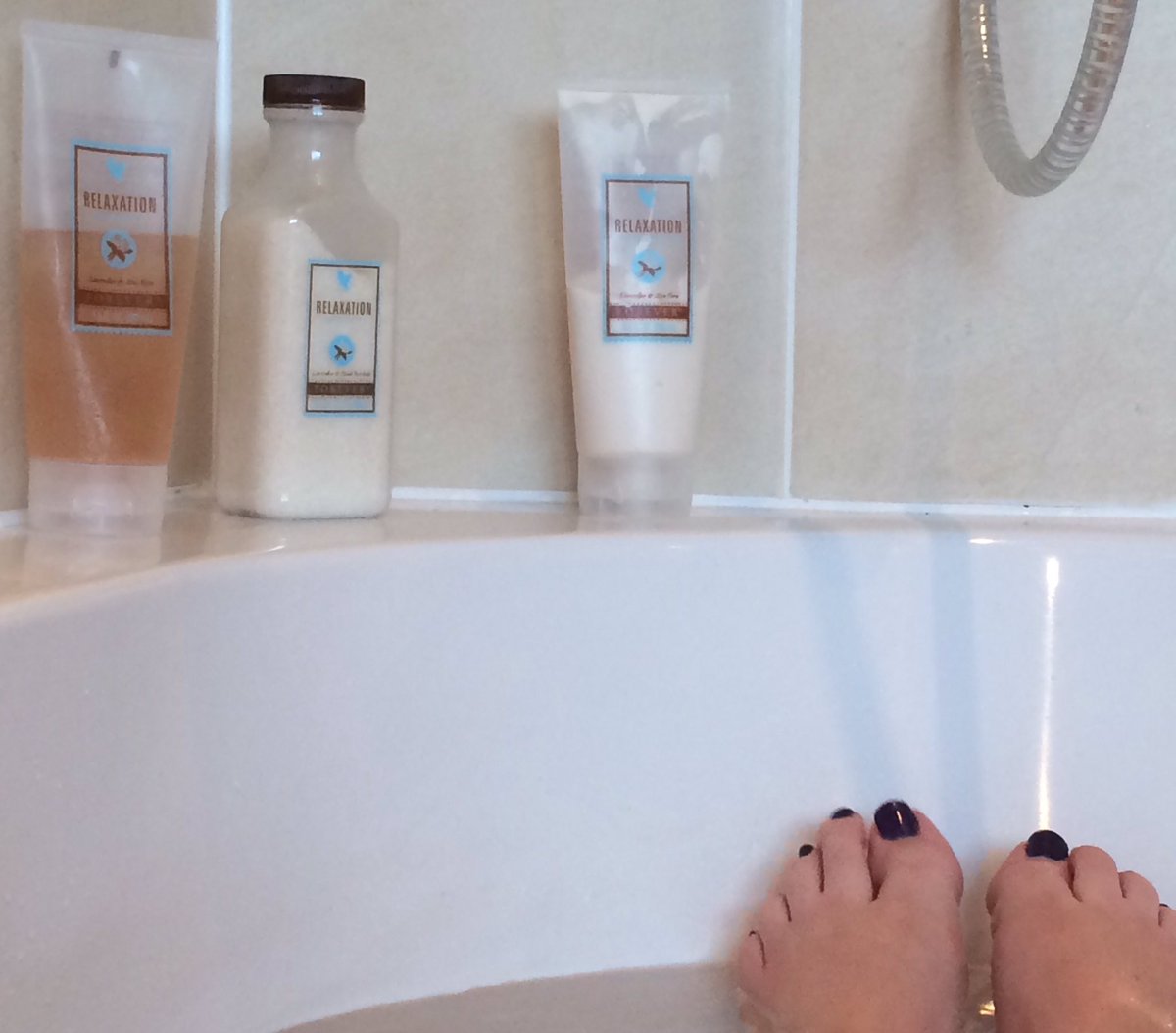 Sneaky aroma spa bath! Totally love this stuff, so relaxing. #relax #spa #bath-time #aspiringfutures #ad