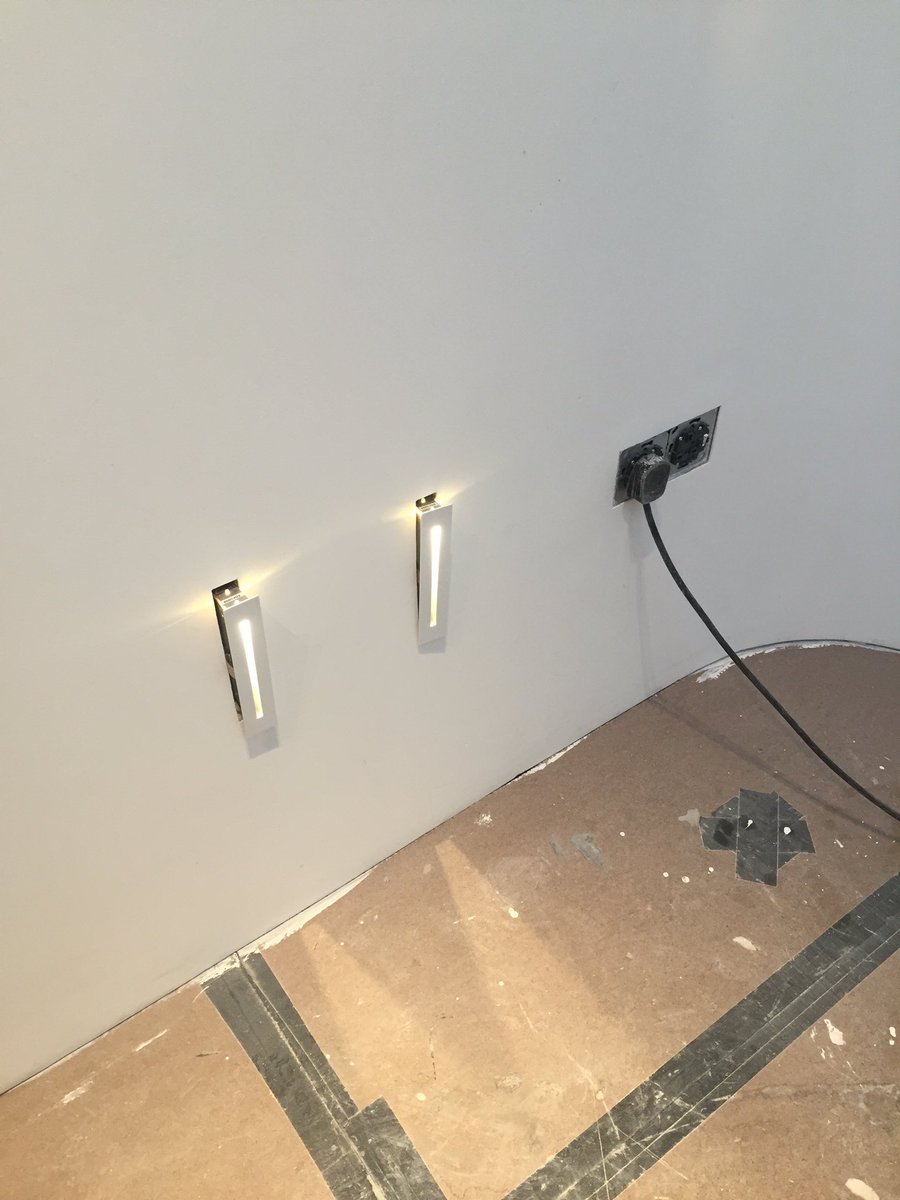 customised's tweet photo. Some @HDL_UK lighting #LiveInstall'ing to end the week in West London. Fab lighting design by @Joe_Burke_Light 💡👍🏻🇬🇧 https://t.co/SClFS4KPHb