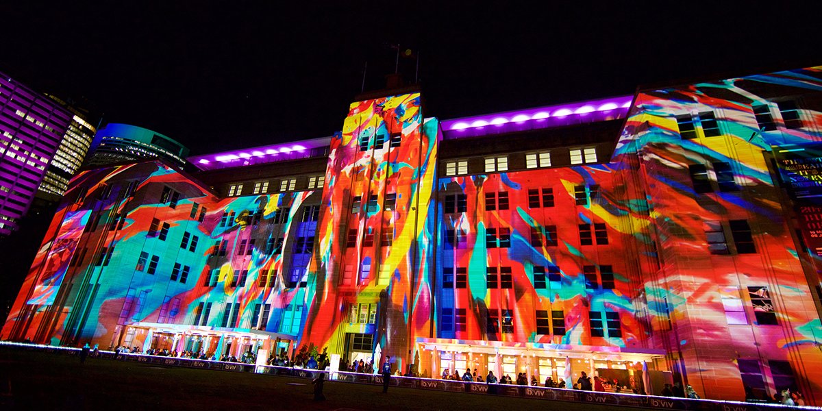 intel's tweet image. See art and Intel technology combine to capture the imagination of millions. intel.ly/2afLGBq