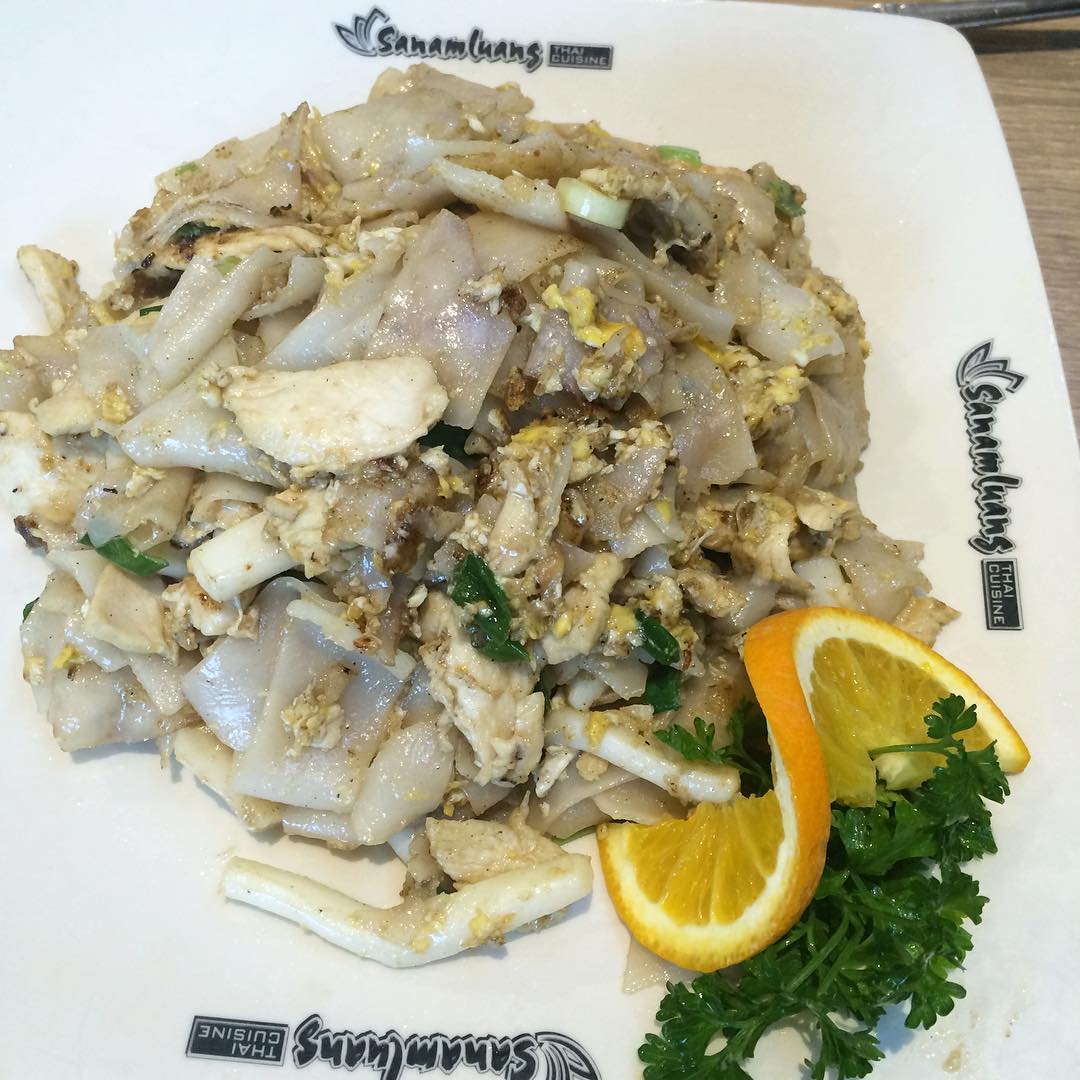 SanamluangTC's tweet photo. Simple chicken noodle! https://t.co/ODvVQutsT2