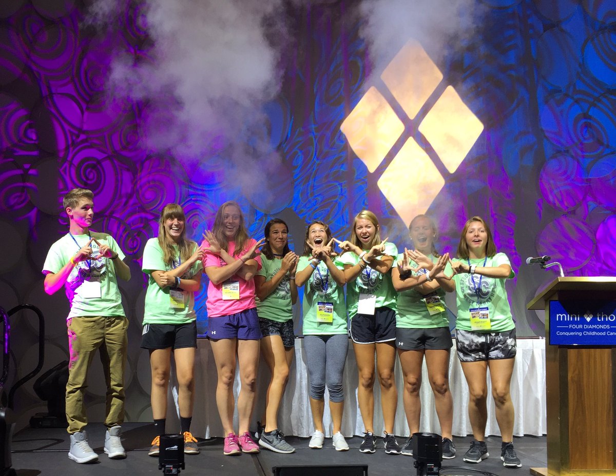 makenzie_smeigh's tweet photo. #MTLS16 🔷🔹🔷🔹 https://t.co/UpGeup3BiX