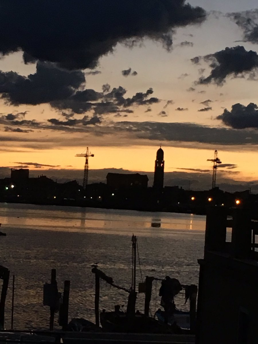 laeli74's tweet photo. #casa #home #diluvio #tramonto 
Tramonto post diluvio https://t.co/hGCIgdW2QJ