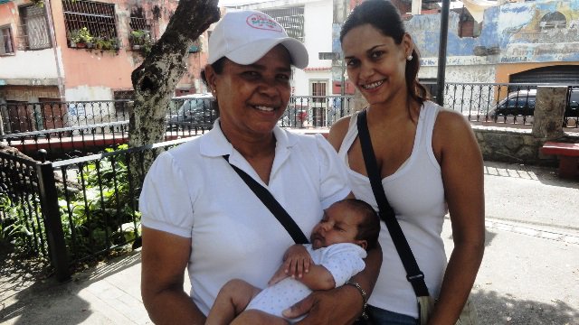Fundanena's tweet photo. Gracias a @yainiGuti  por su apoyo en las actividades de la #SemanaDeLaLactanciaMaterna #LactanciaEsSalud https://t.co/IshFvWzpR5