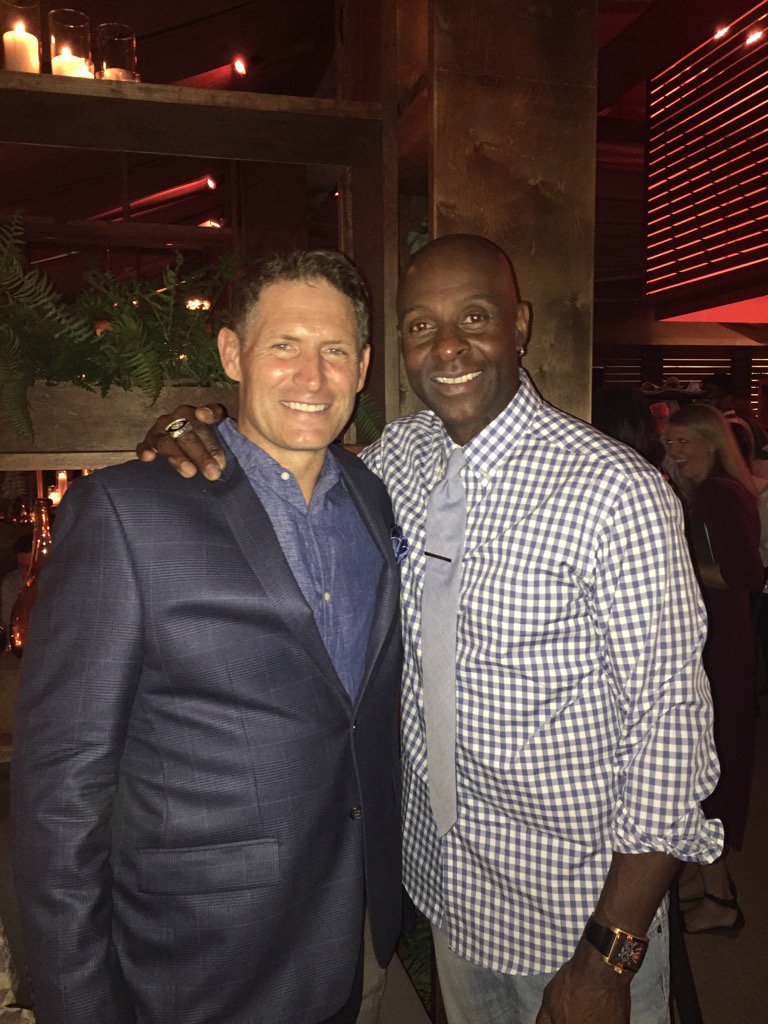 JerryRice's tweet photo. My man Steve young! #EddieDHoF https://t.co/nfySC1uuI4