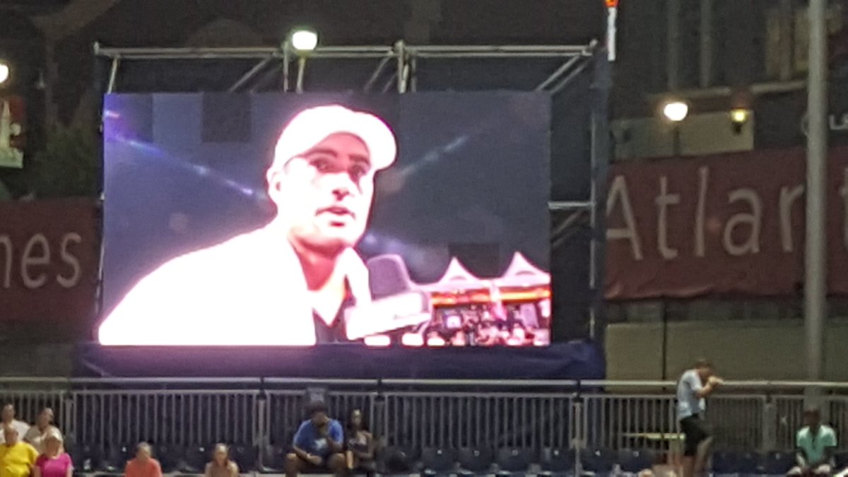 Congrats <a href="/JohnIsner/">John Isner</a>! Advances to semifinals of @BBTatlantaopen w/ straight sets win #fox5atl
