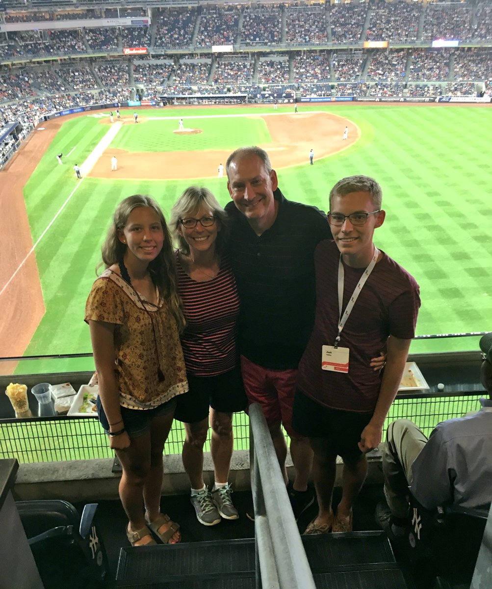acctprof's tweet image. Really fun night at the @Yankees game with lots of great people. Thanks @PwC_LLP