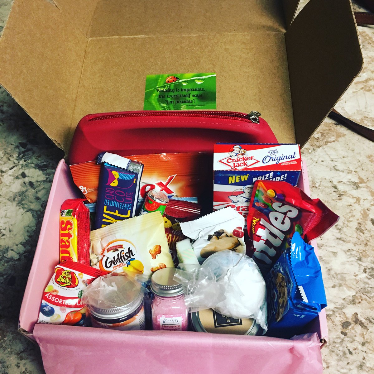 iamkeeleylouise's tweet photo. #pmspackage #goodies #excited https://t.co/c7FhJ3jf8V