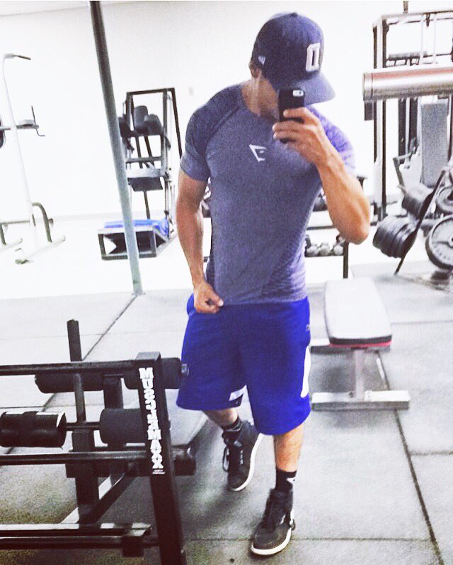 IMCDfitness's tweet photo. Be a visionary.. @Gymshark @3veezy #ChasingDreamz #gymshark #beavisionary https://t.co/fsJ2yvsV5A