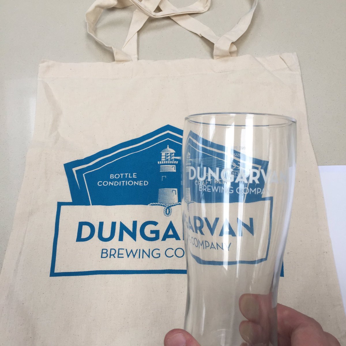 Andy_Kavanagh's tweet photo. Thanks @dungarvanbrewco for the goodies, the glass is in its pride of place tonight!! #supportirishcraft https://t.co/BUBla5cAZb