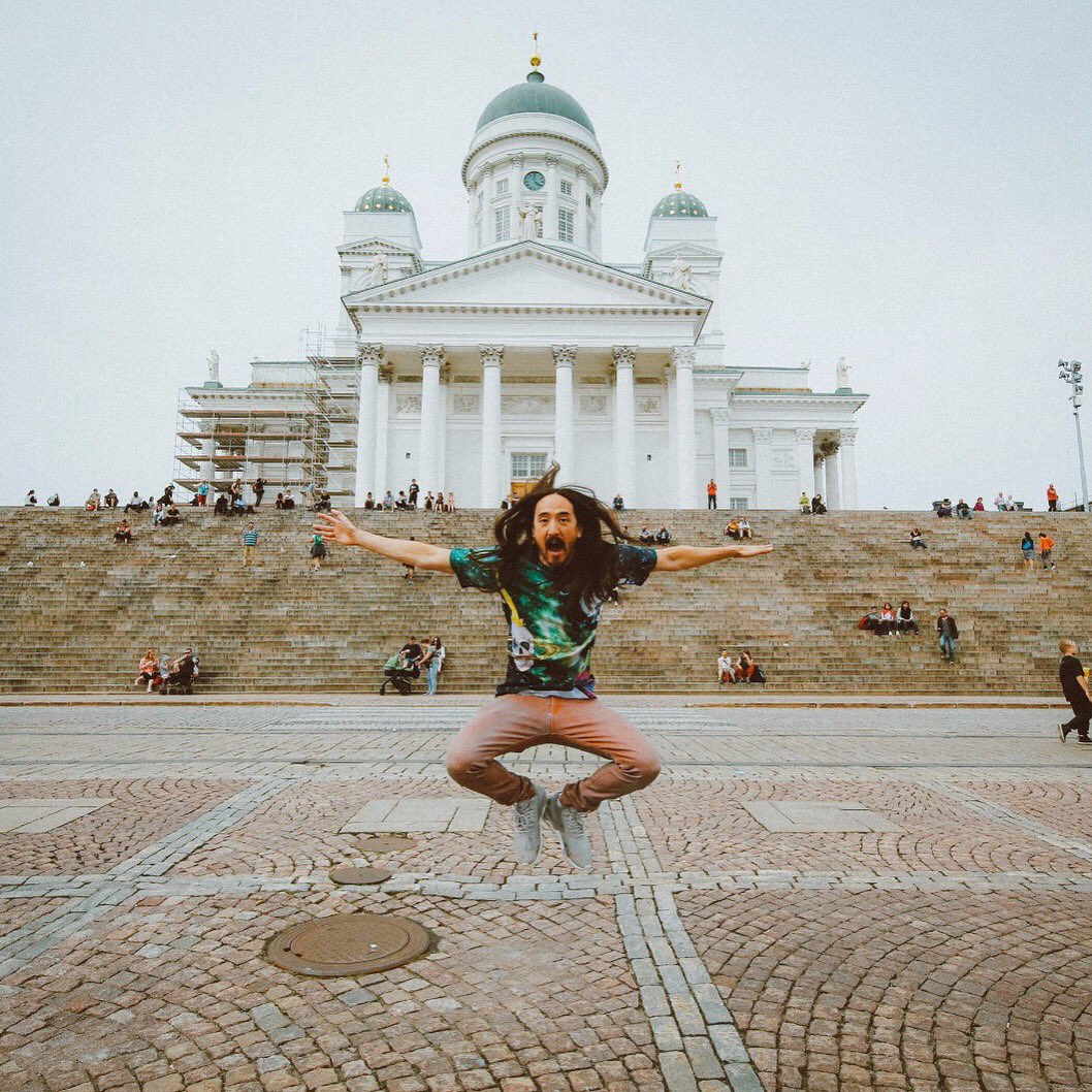 #aokijump #712. The Helsinki Cathedral Jump. The Senate Square. Helsinki Finland. August 5, 2016. https://t.co/ILwfZSu6DG