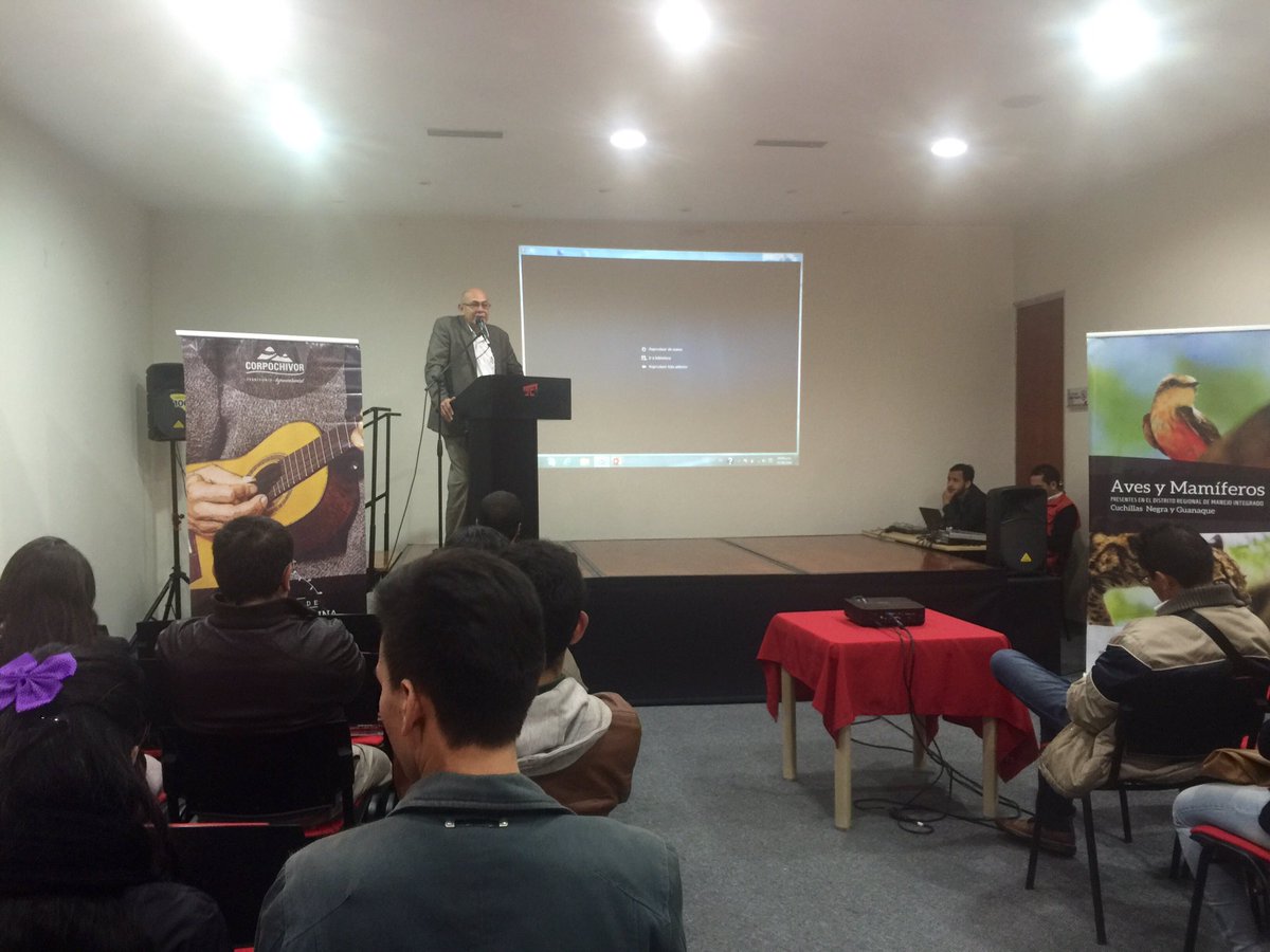 CORPOCHIVOR's tweet photo. Director General en #ExpoBoyaca2016 habla sobre desarrollo sostenible en sectores productivos https://t.co/QOR9hO83hQ