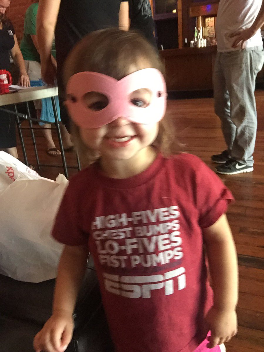 RandiRicoWLWT's tweet photo. She's 19 years early for the superhero @CFCCincy https://t.co/zLUu4rgzDM