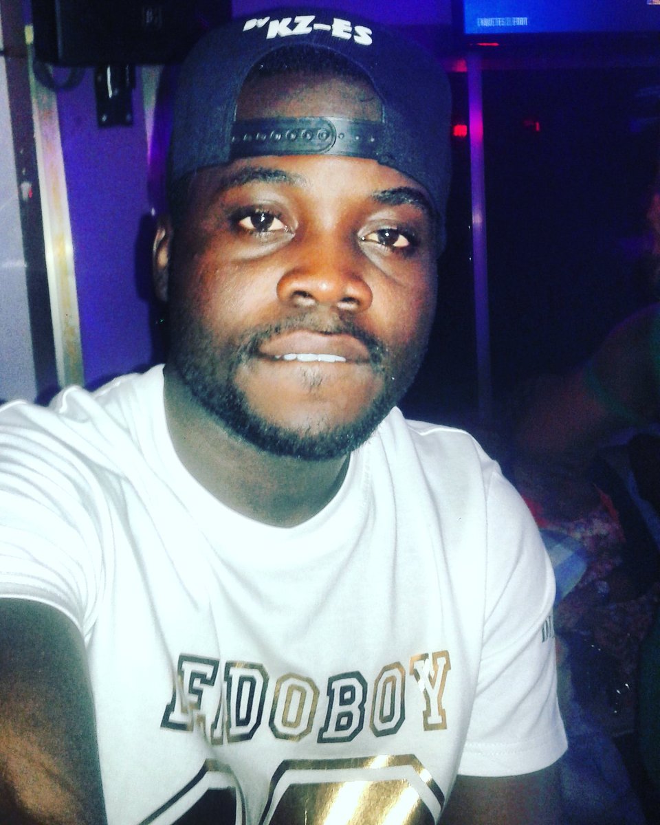 DjGiresse's tweet photo. Dj Giresse depui le 
Kokotier snack bar a douala akwa https://t.co/fdX40g99rU