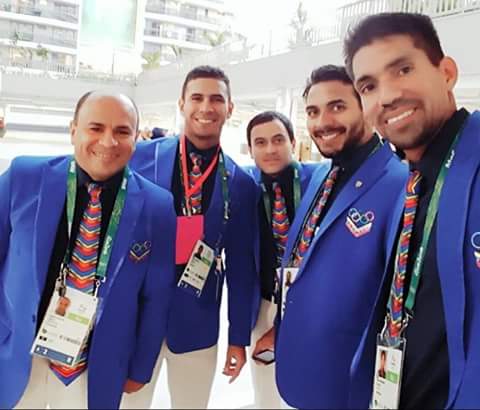 ojray's tweet photo. Así o mas orgulloso??? Un abrazo mis mejores energías #JuegosOlimpicos #Rio2016 #VenezuelaEnRio #Esgrima https://t.co/3S3u3hJrY6