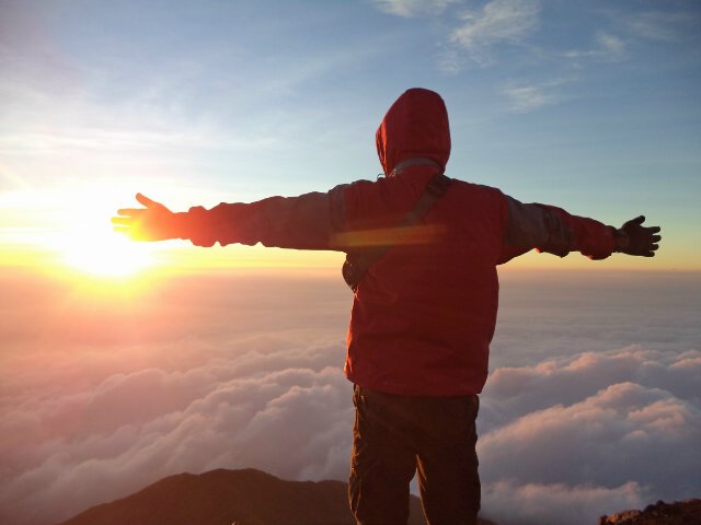 Fuadi611's tweet photo. "Jir ulin wae jauh teu ngajak @paserimpresi: Kurasakan hangatnya matahari https://t.co/MSZH4uzlko"