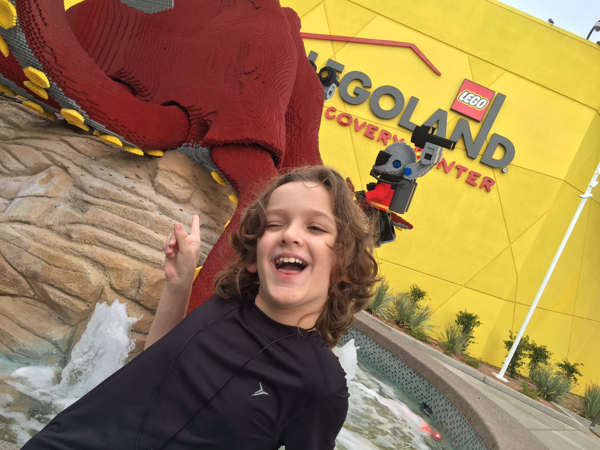 ActiveMoms's tweet photo. Yes! It is this fun! Have you been @suzie602 @JbirdphotoAz @wordsmithgirl @PhoenixBites @Sara_Sturges @MyFamilyTable https://t.co/2GhE7df4S7
