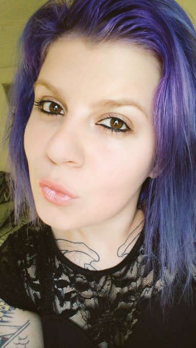 Headed out for dinner. ;) https://t.co/qXGGa5Z7Vh<a href="/tag/tbt"class="tags"><span>#tbt</span></a>