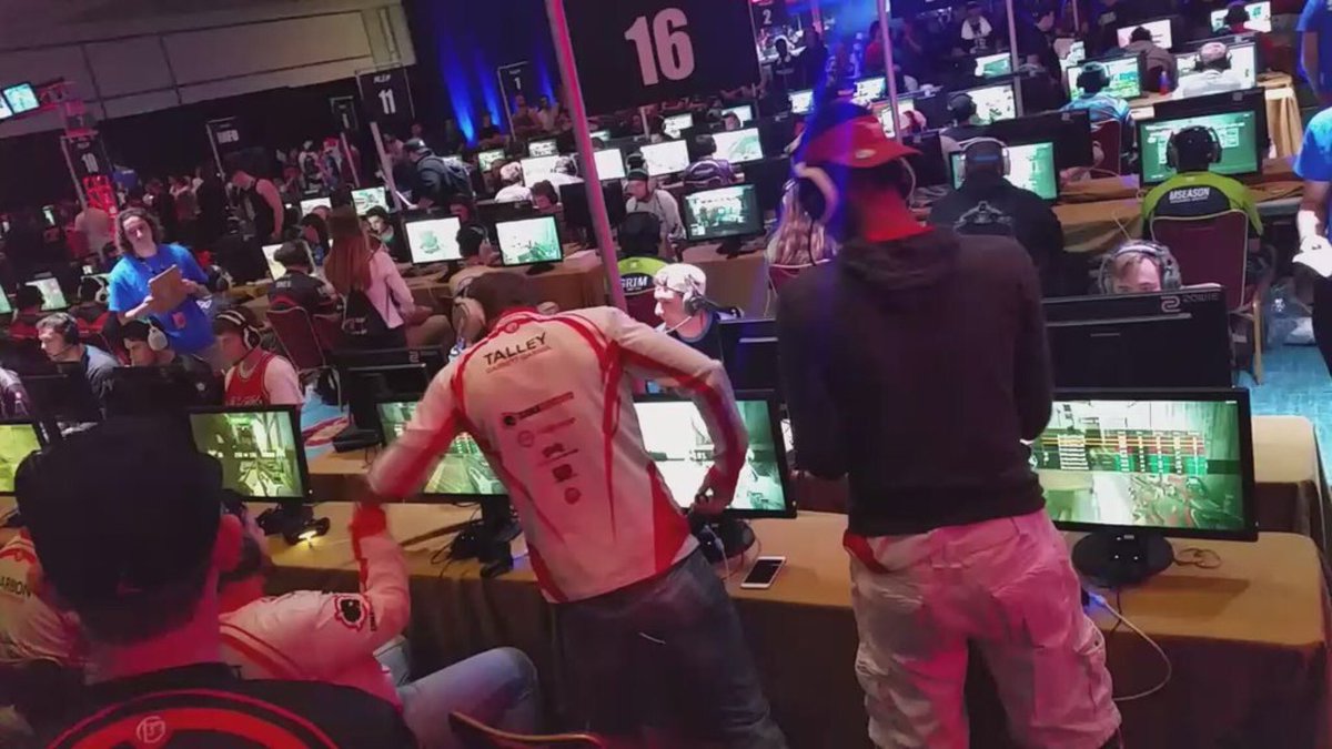 T37eSports's tweet photo. #T37Red is beginning their loser's bracket matchup against Empire now at #MLGOrlando! 🌴 https://t.co/6iWqDMFLqI