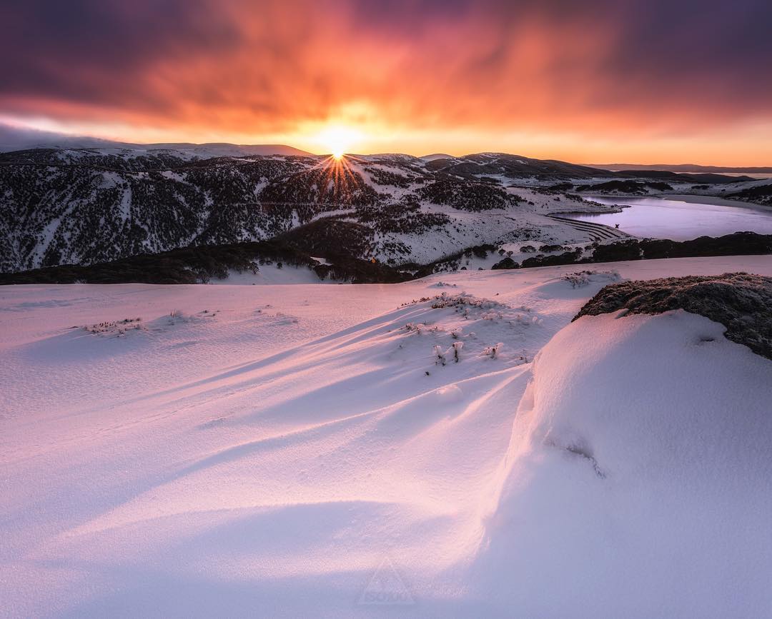 How has your weekend started!? Falls Creek is off to a stunner!

📷 instagram.com/iso100_photogr…