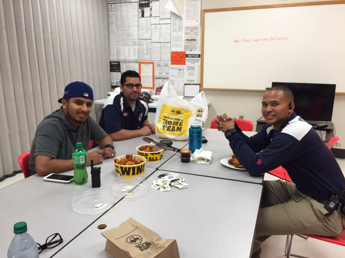 T1305 👮🏽🎯 #APAppreciationDay #G296APAppreciationDay  <a href="/cherieqt/">Crystal Nelson</a> <a href="/chris_hicks2/">Christopher Hicks</a>  @jjonesca <a href="/bcormalis/">Barbara Mari</a> <a href="/NicoletteSeitz/">Nicolette</a>