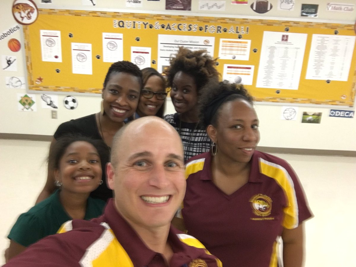 I just love working with such dedicated educators &amp; good people! 👀 at that AWESOME bulletin board background!