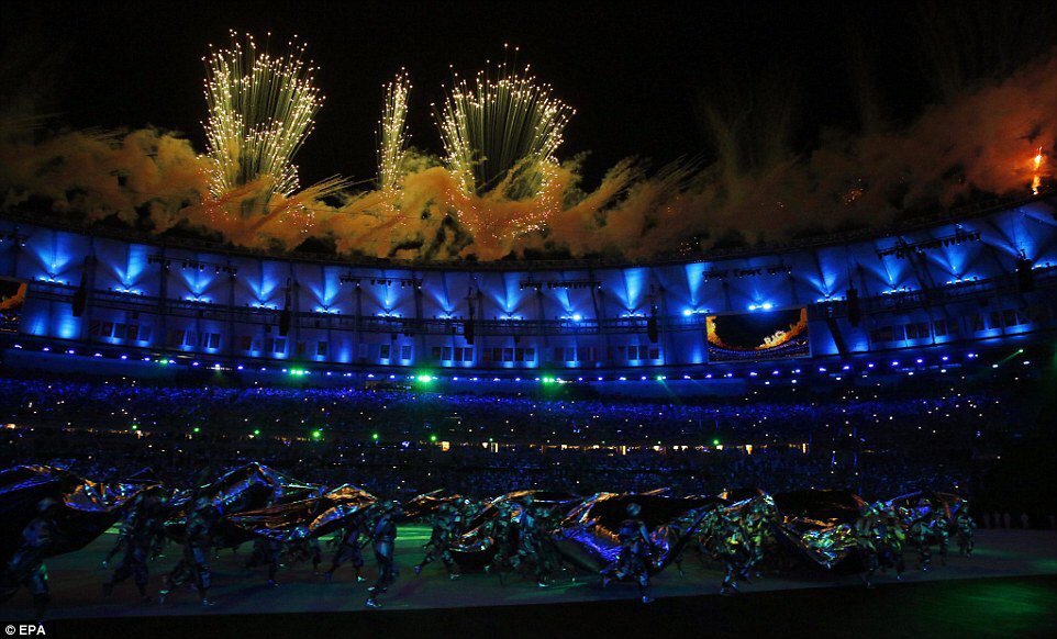 RIO!!!!! #OpeningCeremony #Olympics2016              💚💛💙