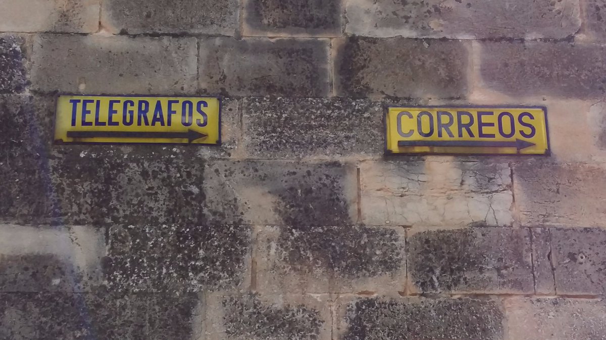 InfoSaBoleda's tweet photo. #archaeology of modern #communication still on the walls of villages and towns in #Mallorca. Picture from #Manacor https://t.co/ic4iMmzcFJ