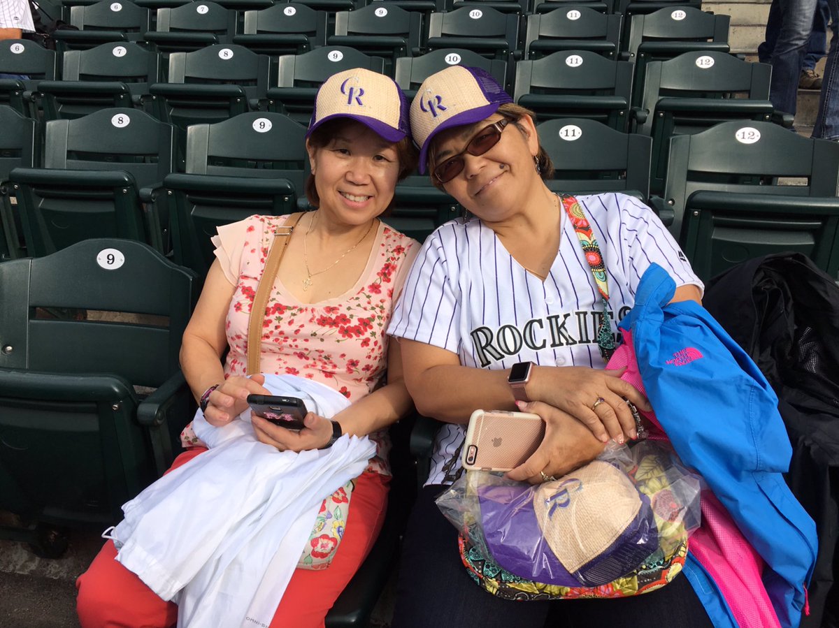 LarryBrenden's tweet photo. #ILoveCoorsField https://t.co/VxA3SkoN4E