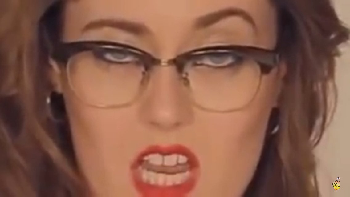 executioner239's tweet image. This is The face that I see in my nightmares or on my closet