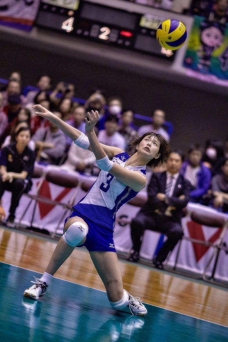 しみみん على تويتر 15 11 08木村沙織 対 トヨタ車体クインシーズ戦 滋賀県立体育館 Polina選手の弾丸サーブ 男子選手のように 体の側面で腕を大きくスイングしてボールの勢いを殺していた 思い出に残るレセプションシーンの1つ しみみん على تويتر 15 11 08木村沙織 対 トヨタ車体クインシーズ戦 滋賀県立体育館 Polina選手の弾丸サーブ 男子選手のように 体の側面で腕を大きくスイングしてボールの勢いを殺していた 思い出に残るレセプションシーンの1つ