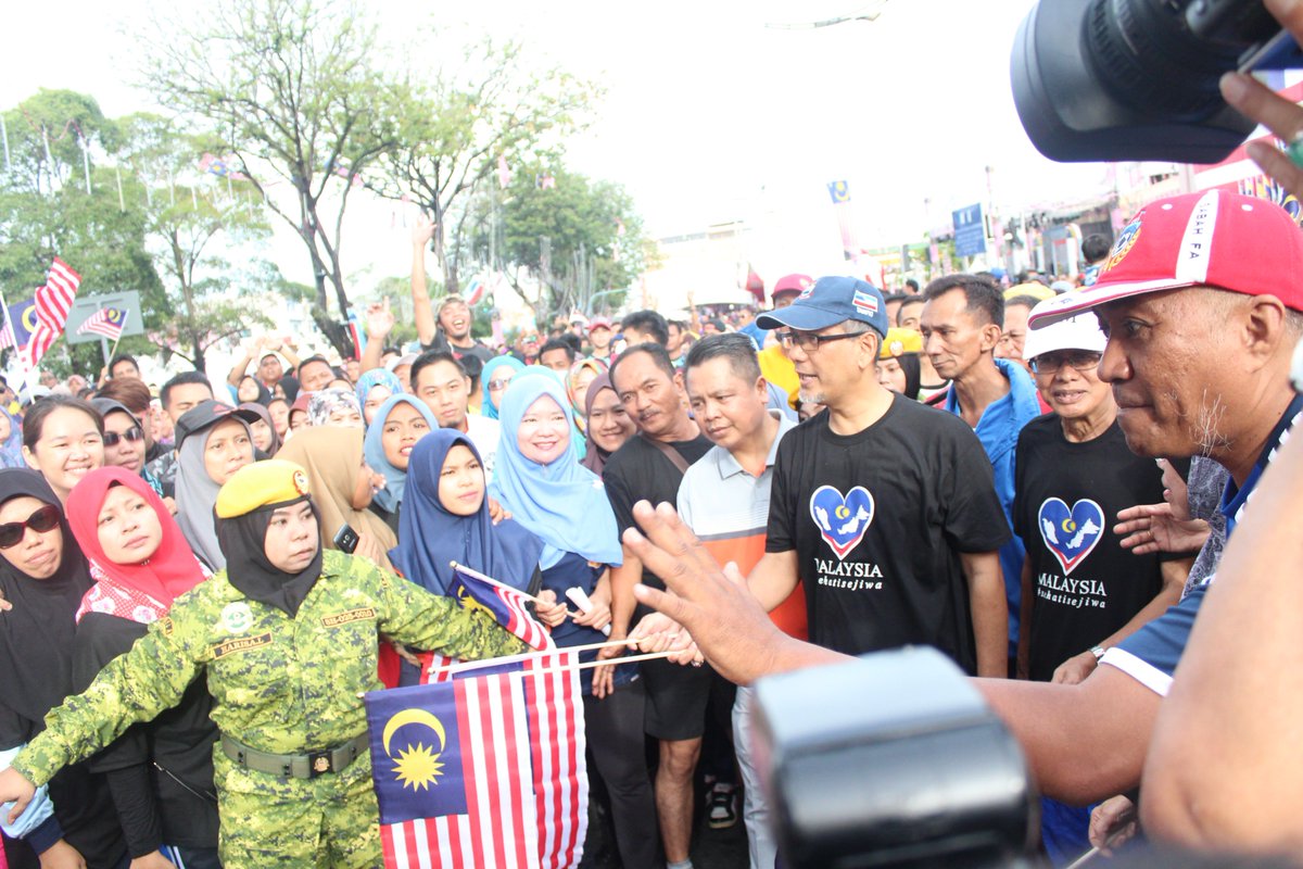 Perlepasan Larian  sempena Pelancaran Bulan Kebangsaan dan Kempen Jalur Gemilang Peringkat Kebangsaan 2016