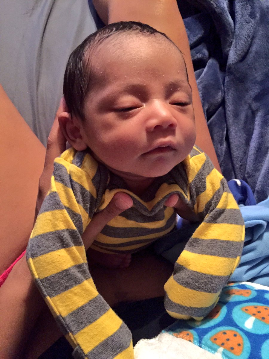 KC_daily's tweet photo. Taking a moment 😍 my little #CollinWayne ❤️ https://t.co/xk7GQOwiXK