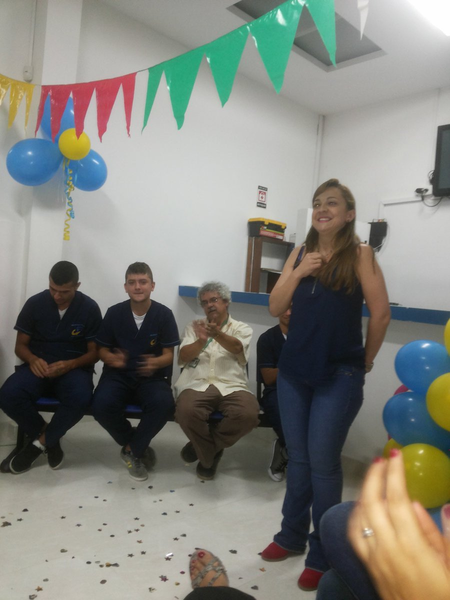 BienestarIps's tweet photo. Nuestra gerente agradeciendo a todos los funcionarios por hacer parte de esta gran empresa.Bien Estar Salud. https://t.co/Uu6s9Rh6ze