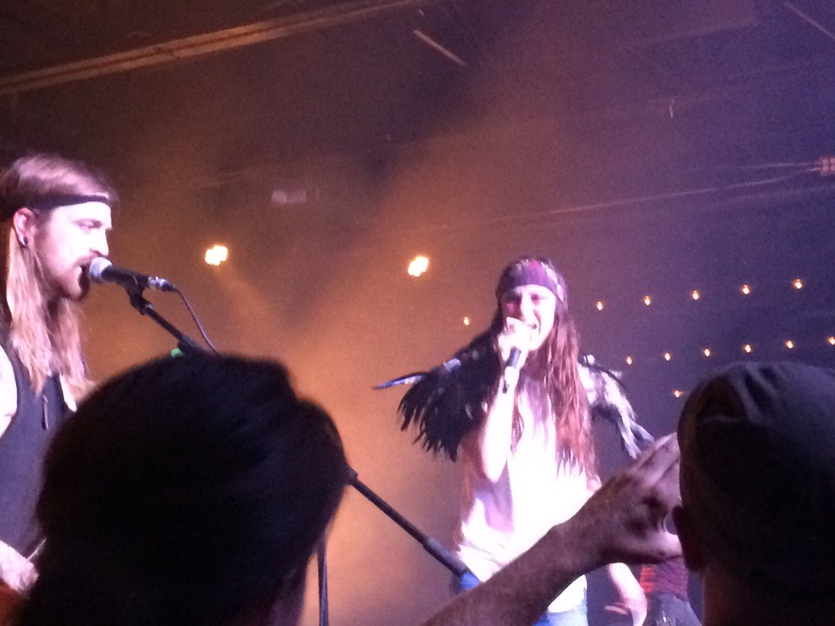 Rocking it out with the great <a href="/JulietteLewis/">Juliette Lewis</a>