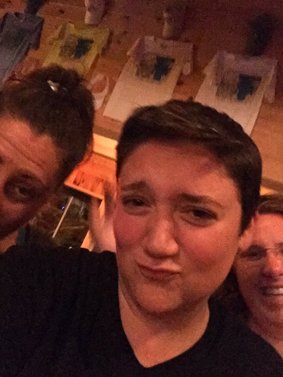 jamie_i_s's tweet photo. Who's that sexy person?! @JuliaBCAdm https://t.co/t225uhsR78