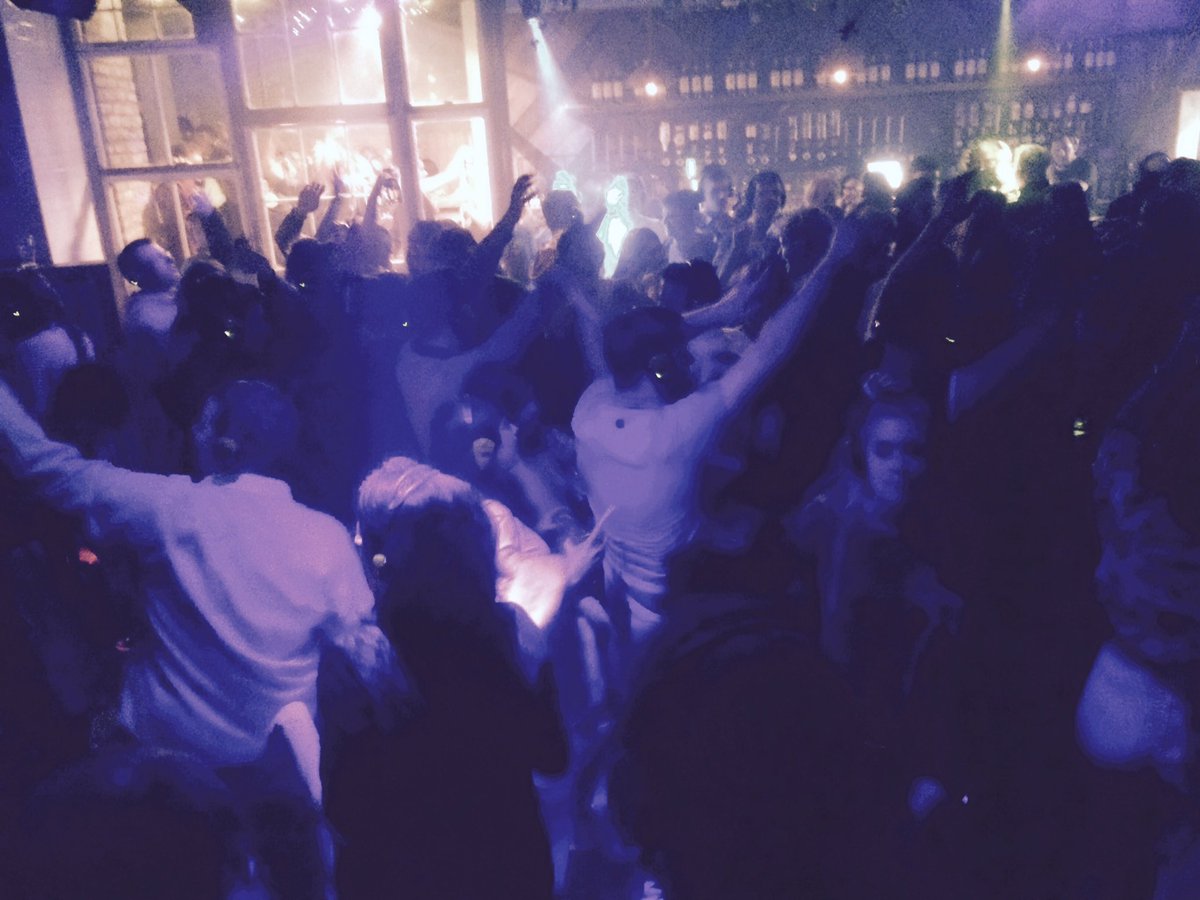 What a night! Festival Club was rockin' at the silent disco in <a href="/5thonteeling/">5th On Teeling</a> #sligoyoubeauty #lovingit #goodnight